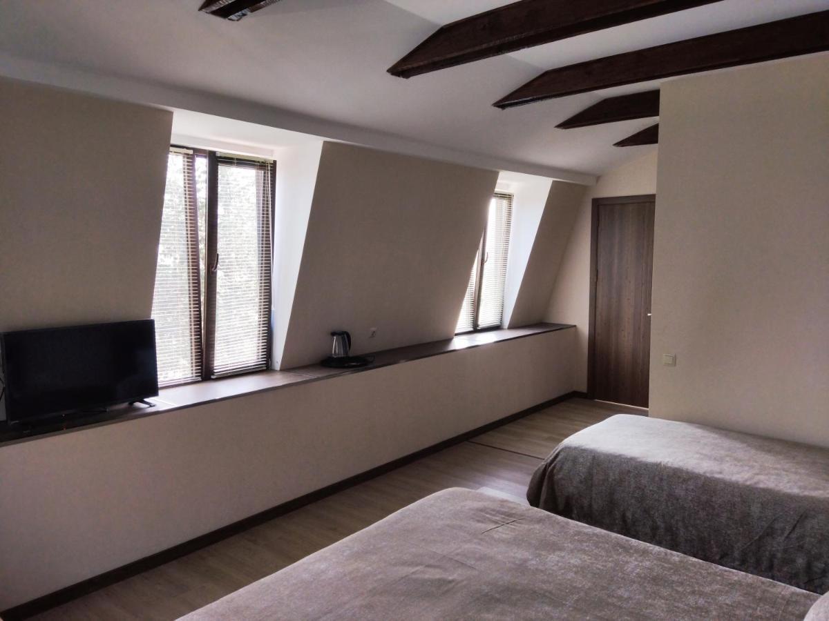 Guest House Spartak ティビリシ エクステリア 写真