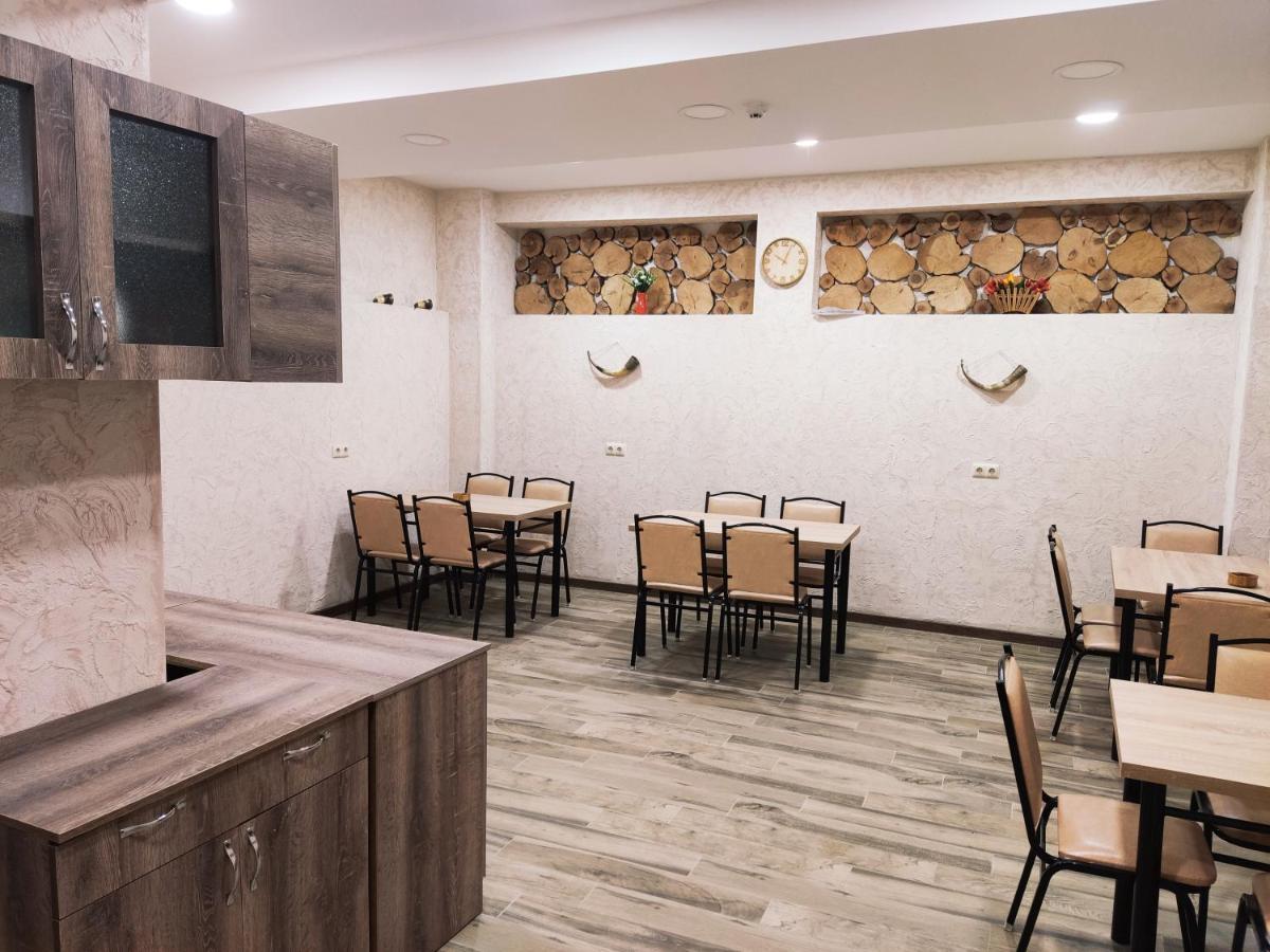 Guest House Spartak ティビリシ エクステリア 写真