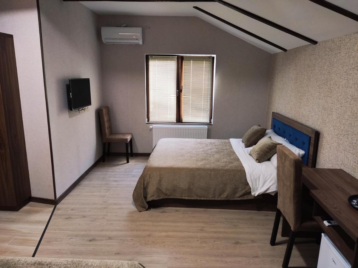 Guest House Spartak ティビリシ エクステリア 写真