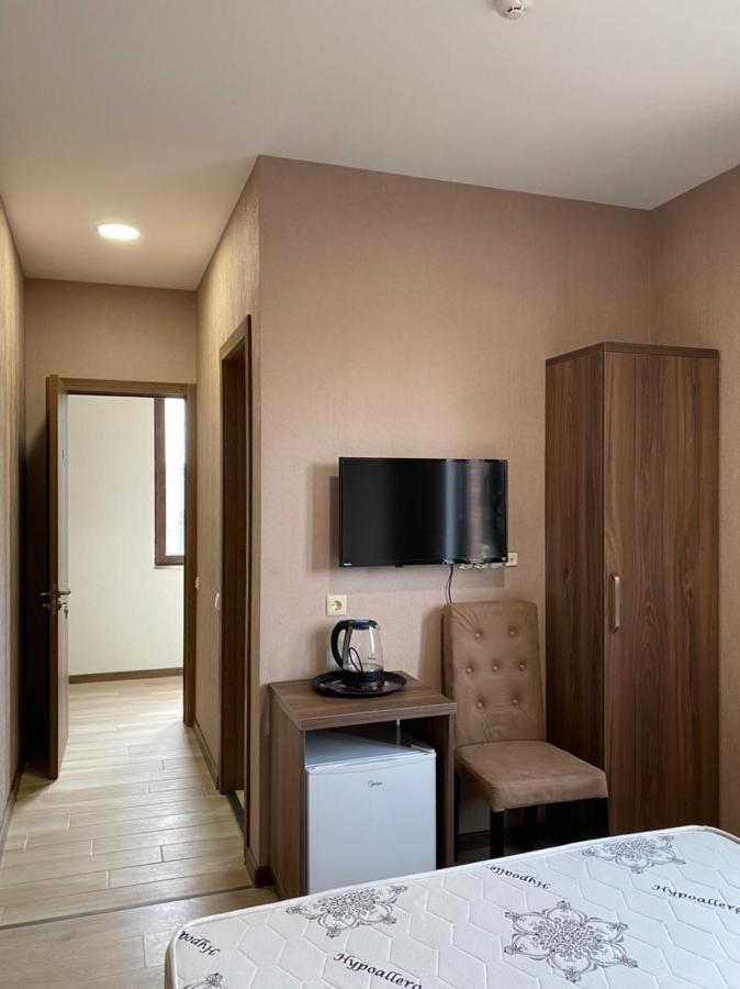 Guest House Spartak ティビリシ エクステリア 写真