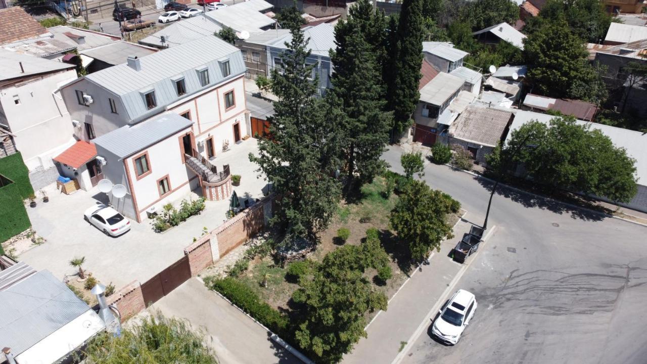 Guest House Spartak ティビリシ エクステリア 写真