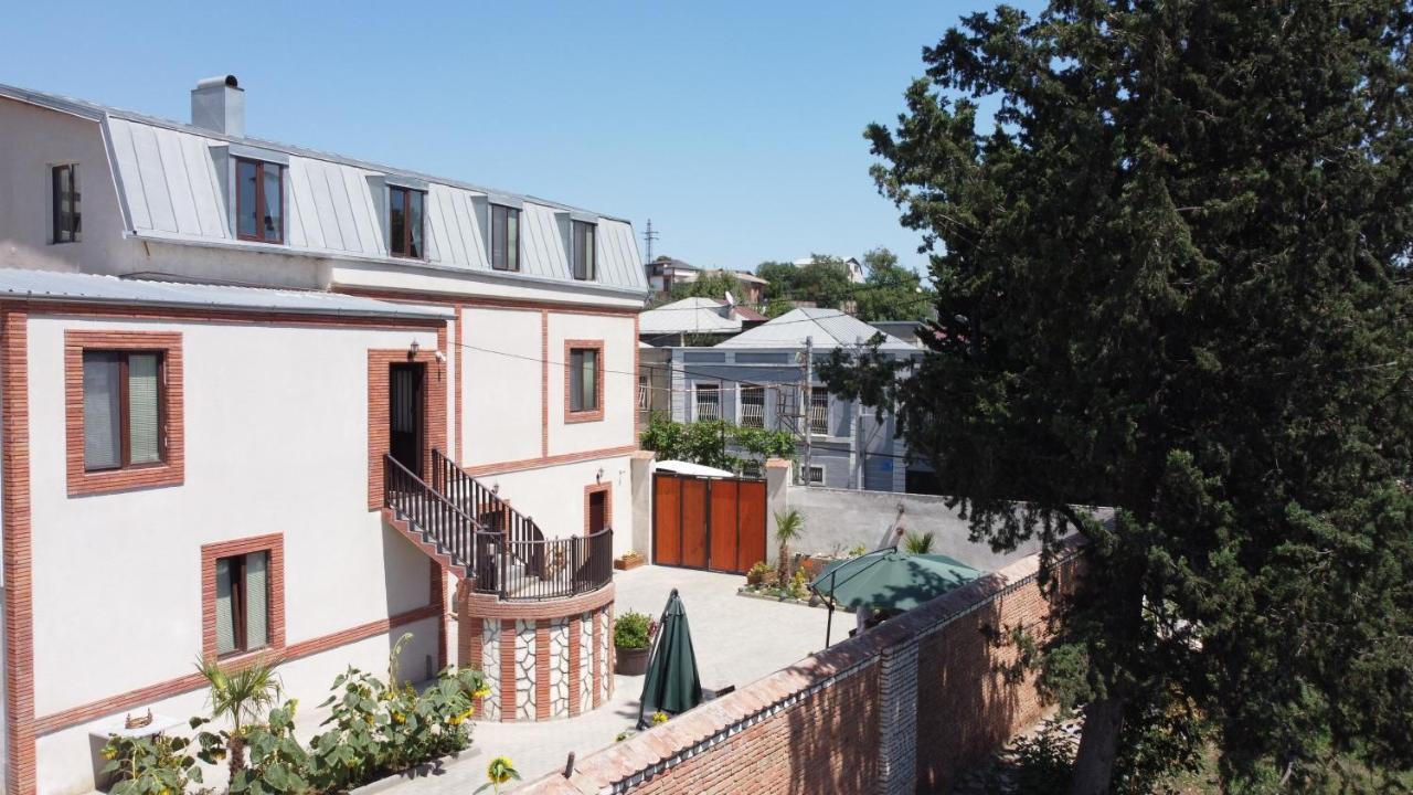 Guest House Spartak ティビリシ エクステリア 写真